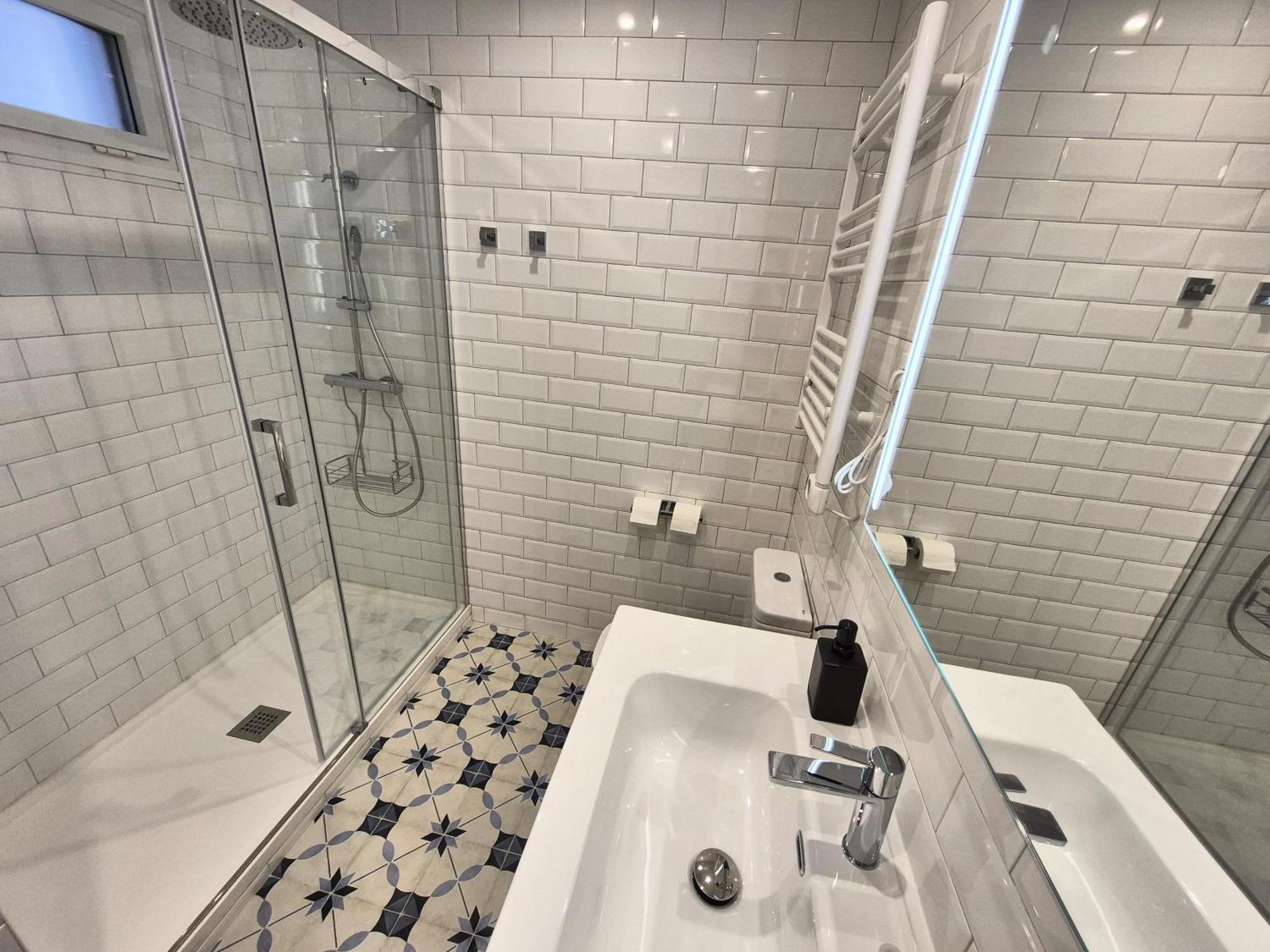 Apartamentos Plaza De Espana Madrid Ngoại thất bức ảnh