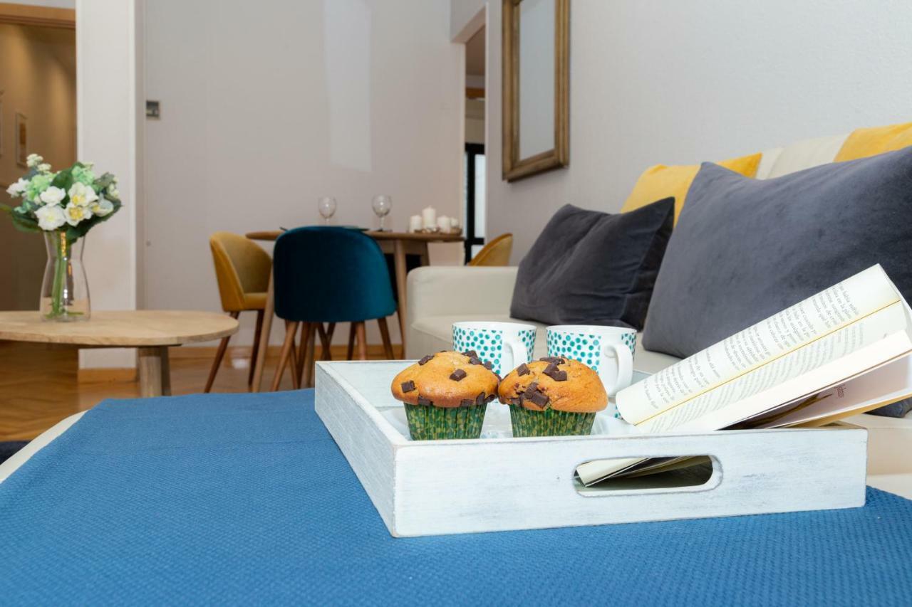Apartamentos Plaza De Espana Madrid Ngoại thất bức ảnh